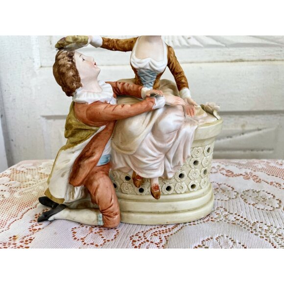 Vintage 1950s Lenwile Ardalt Victorian Couple Bisque/Porcelain Figurine Lamp - Picture 13 of 14